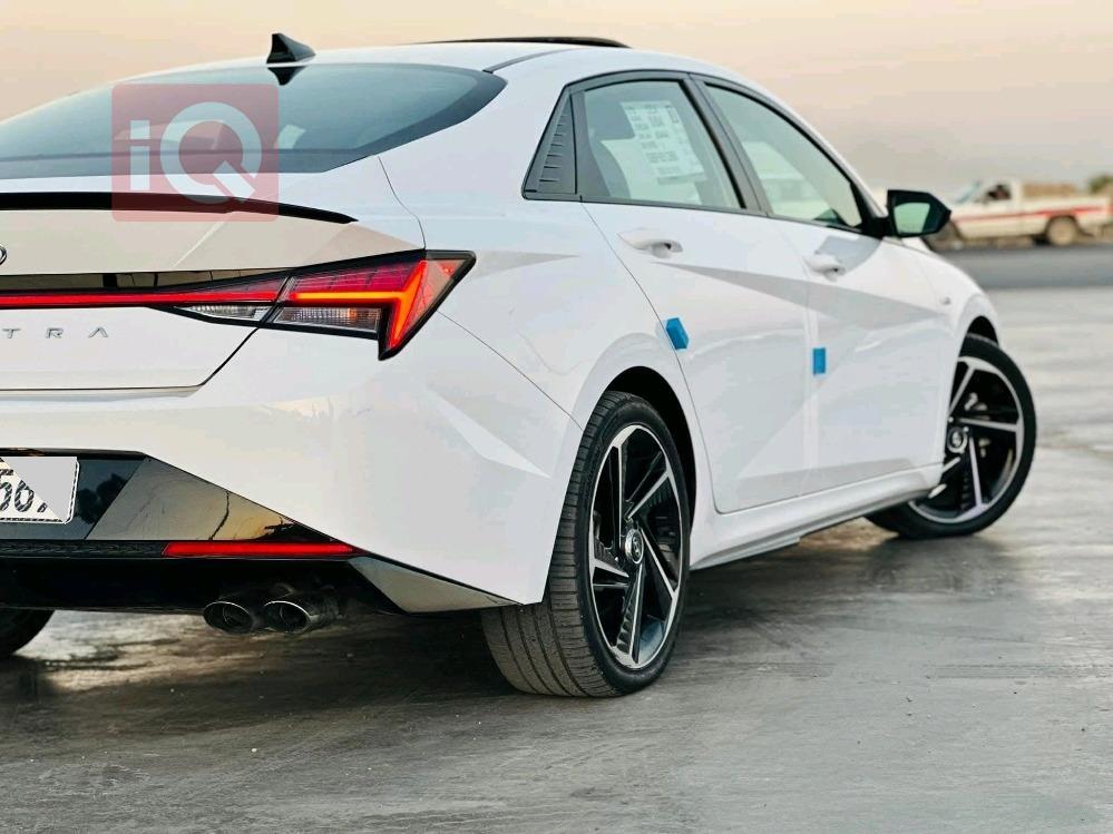 هيونداي النترا